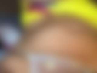 Live cam show with Piper - Squirt on SinfulBabes
