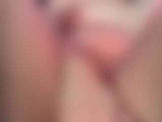 Piper's Live Sex Cam Show