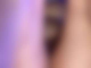 Piper's Live Sex Cam Show
