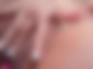Piper's Live Sex Cam Show