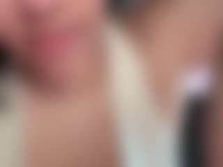 Piper's Live Sex Cam Show