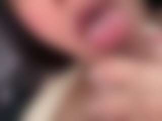 Piper's Live Sex Cam Show