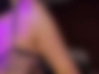 Piper's Live Sex Cam Show