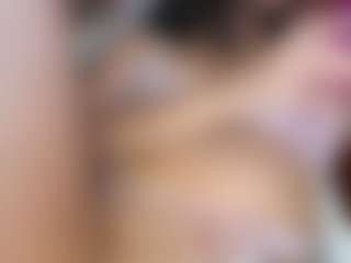 Piper's Live Sex Cam Show