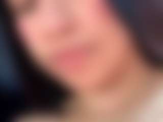 Live cam show with Piper - Curvy Latina on Dare Cams | colombia