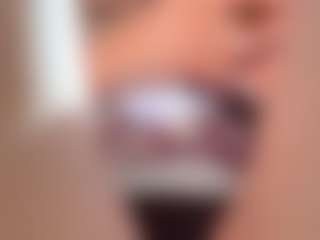 Piper's Live Sex Cam Show