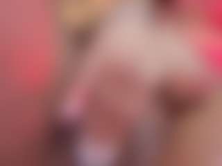 Piper's Live Sex Cam Show