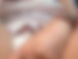 Piper's Live Sex Cam Show