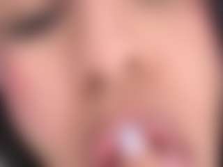Live cam show with Piper - Dildo Young Adult on AdultVida.com