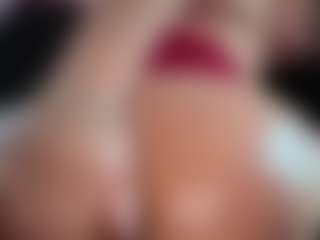 Live cam show with Piper - Lovense Small Tits on Camsoda