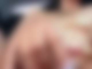 Piper's Live Sex Cam Show