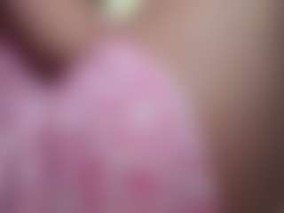 Live cam show with Piper - Blowjob on Camsoda