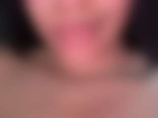 Piper's Live Sex Cam Show
