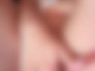 Live cam show with Piper - Young Adult Teen (18+) on Uber Horny