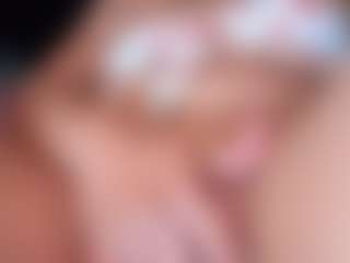 Piper's Live Sex Cam Show