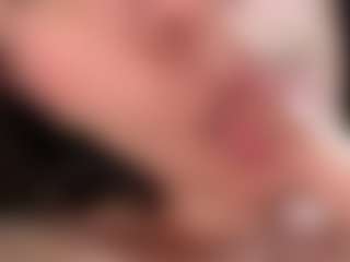 Piper's Live Sex Cam Show