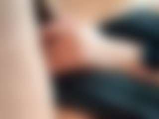 Piper's Live Sex Cam Show