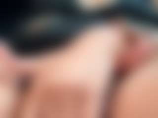 Live cam show with Piper - Tease on Soda Cam