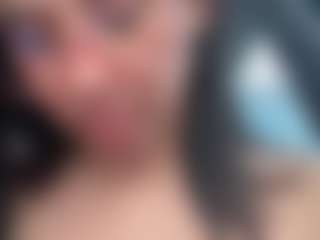 Live cam show with Piper - Tongue on Camsoda