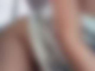 Piper's Live Sex Cam Show