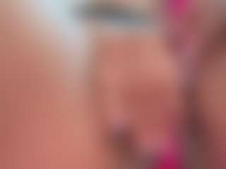 Piper's Live Sex Cam Show