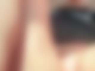 Piper's Live Sex Cam Show