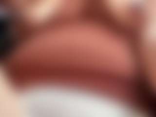 Piper's Live Sex Cam Show