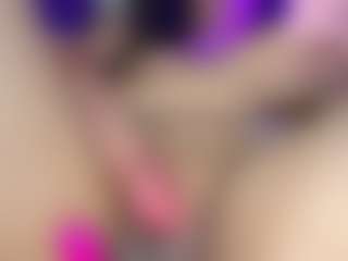 Piper's Live Sex Cam Show