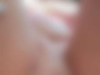 Piper's Live Sex Cam Show
