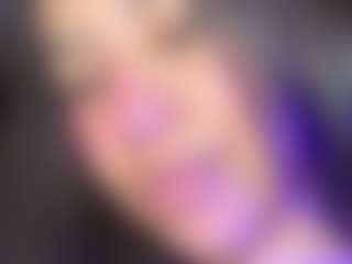 Live cam show with Piper - Squirt Latina on Hubzter Live | colombia