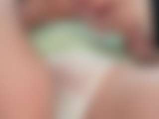 Piper's Live Sex Cam Show