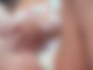 Piper's Live Sex Cam Show