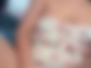 Piper's Live Sex Cam Show