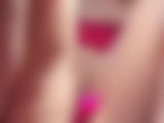 Piper's Live Sex Cam Show