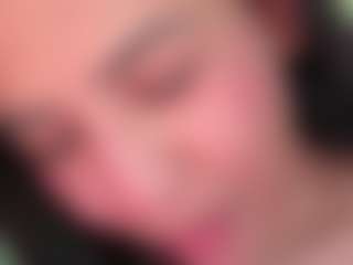 Piper's Live Sex Cam Show