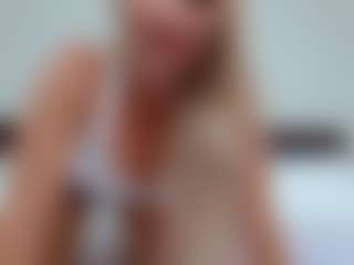 Laura Bentley's Live Sex Cam Show