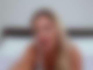 Laura Bentley's Live Sex Cam Show