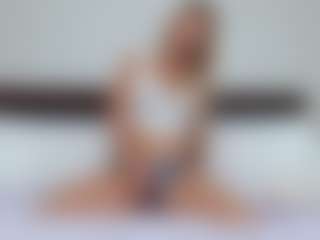 Laura Bentley's Live Sex Cam Show