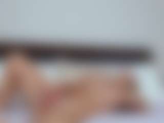 Laura Bentley's Live Sex Cam Show