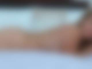 Laura Bentley's Live Sex Cam Show