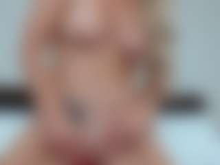 Laura Bentley's Live Sex Cam Show