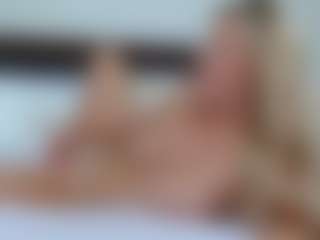 Laura Bentley's Live Sex Cam Show