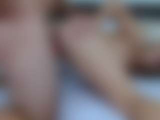 Laura Bentley's Live Sex Cam Show