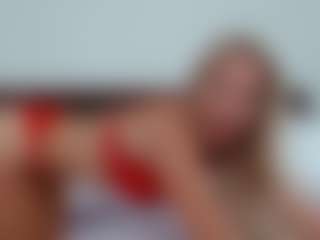 Laura Bentley's Live Sex Cam Show