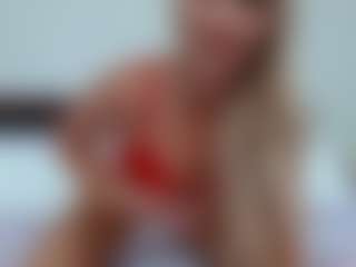 Laura Bentley's Live Sex Cam Show