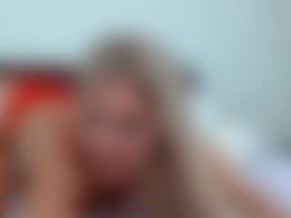 Laura Bentley's Live Sex Cam Show