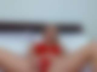 Laura Bentley's Live Sex Cam Show