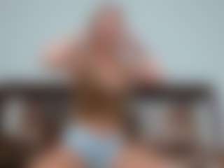 Laura Bentley's Live Sex Cam Show
