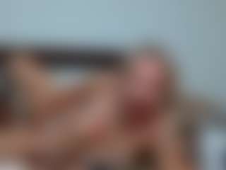 Laura Bentley's Live Sex Cam Show