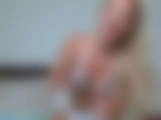 Laura Bentley's Live Sex Cam Show